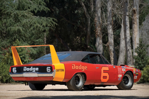 Dodge Charger Daytona, Legendary Car with Iconic Look - ThrottleXtreme