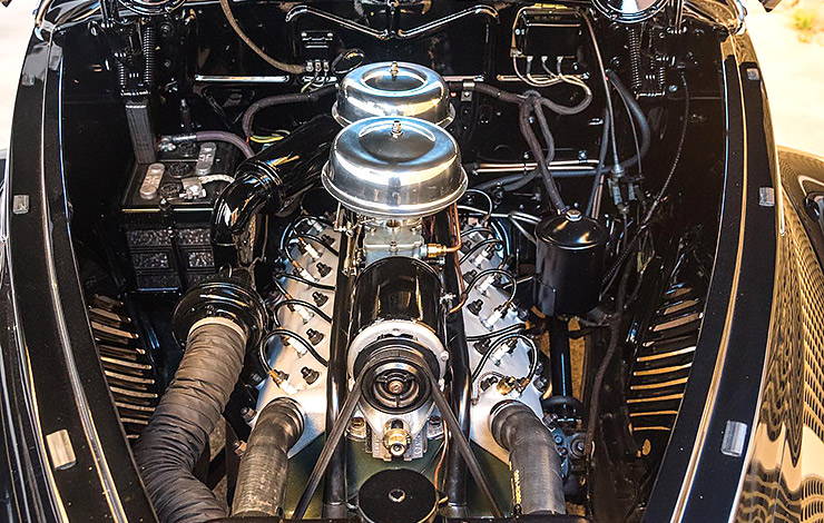 1940 Lincoln Zephyr V12 engine