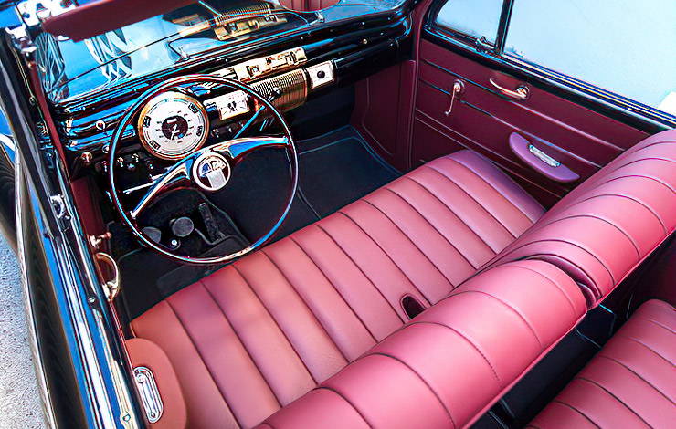 1940 Lincoln Zephyr interior