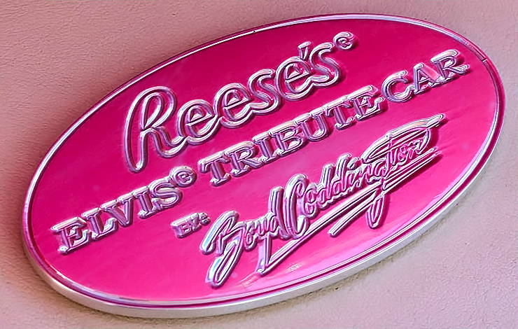 Elvis Presley tribite car built by Boyd Coddington bagde